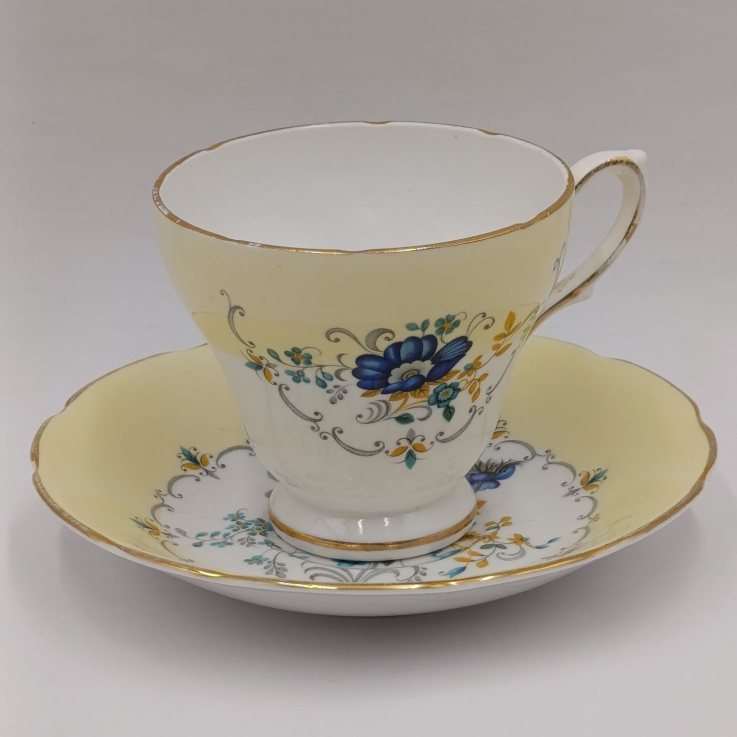 Vintage Sutherland Porcelain duo - Staffordshire England