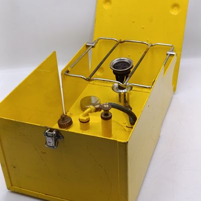 SADF Ratel cooking stove - working - in original yellow case