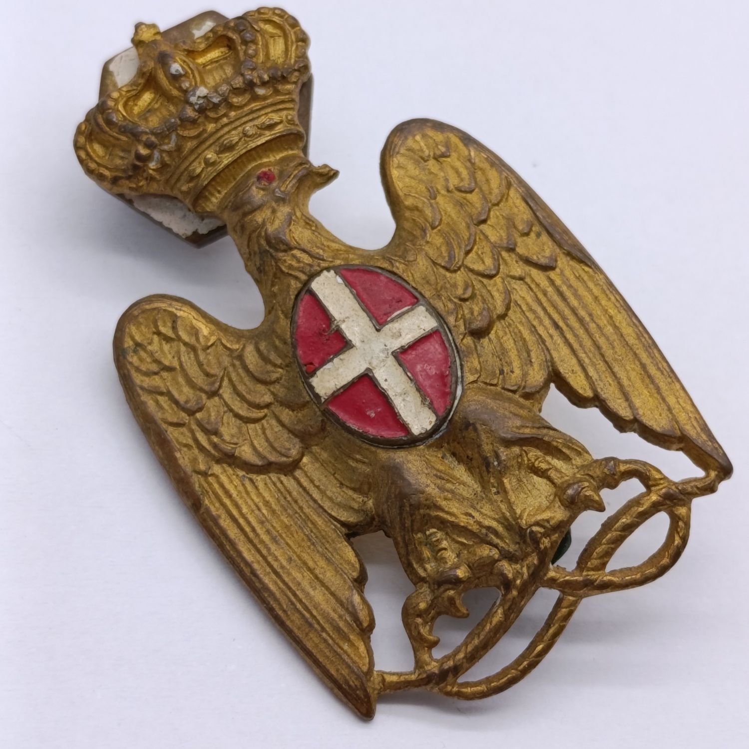 WW2 Italian Africa Police officer's Cap Badge (PAI)