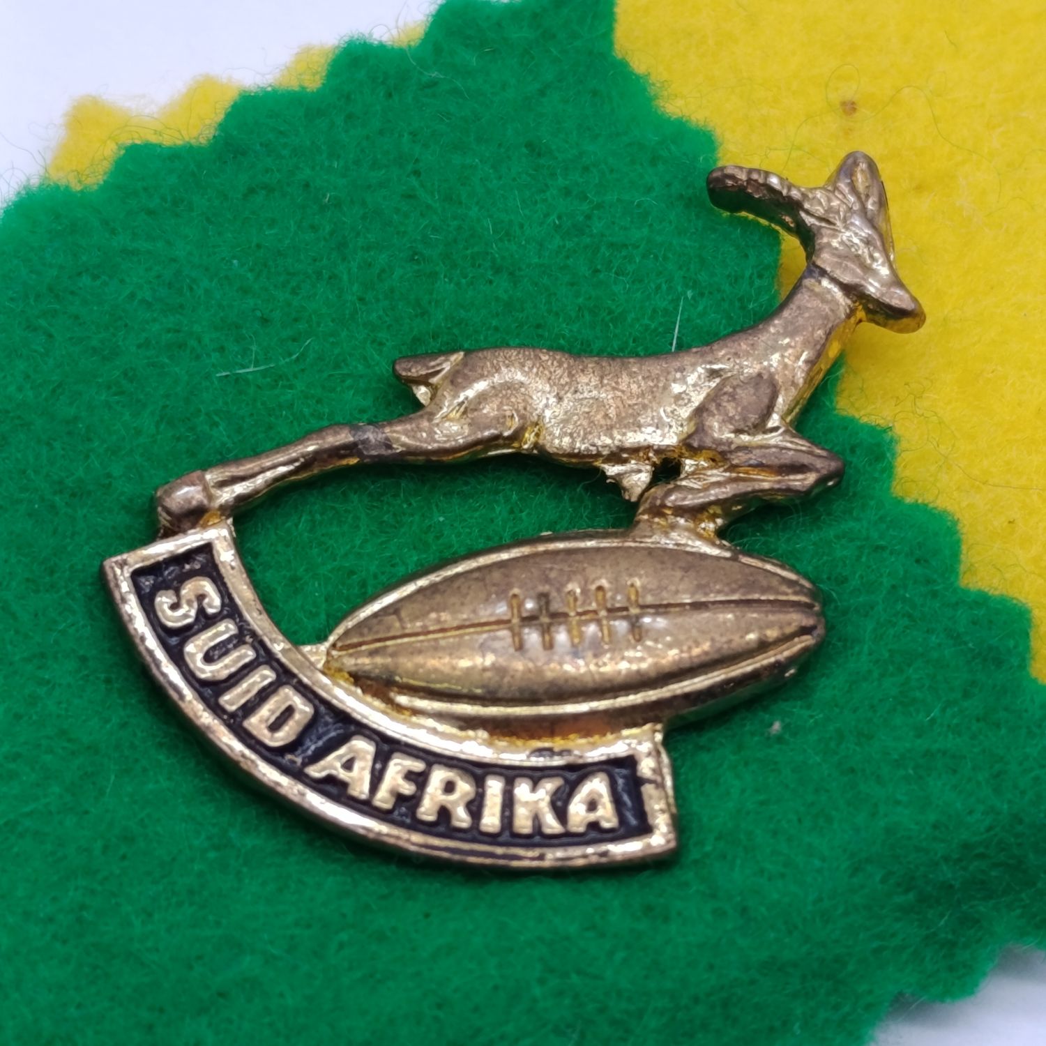 Vintage Springboks Rugby tour souvenir pin for the 1960 All Blacks tour