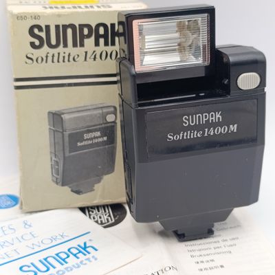 Vintage Sunpak softlite 1400M pop-up camera flash - working - in original box