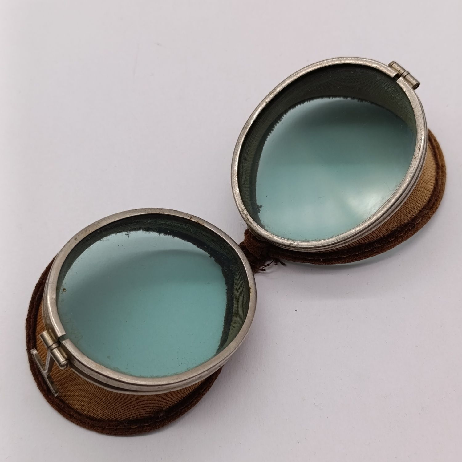 WW2 British military desert dust goggles - worn by tank crew and others