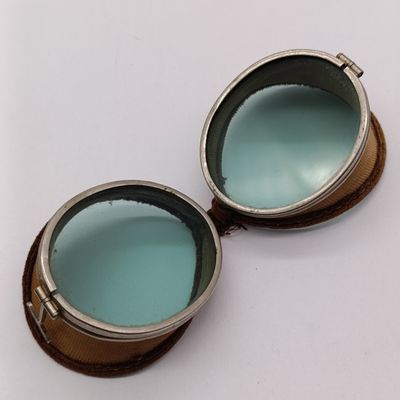 WW2 British military desert dust goggles - worn by tank crew and others