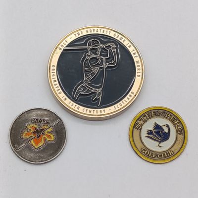 Pair of Golf related items - Steenberg place holder and Paarl medallion/challenge coin - Boschenmeer