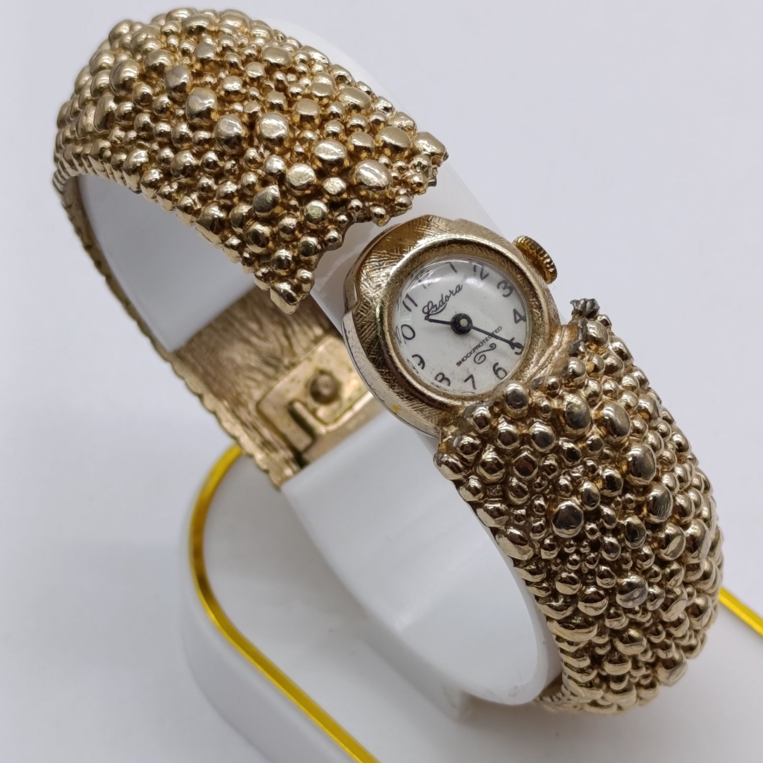 Vintage Manual wind ladies Ladora hidden watch bracelet - working