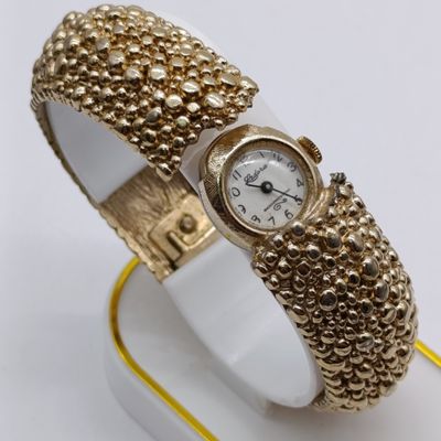 Vintage Manual wind ladies Ladora hidden watch bracelet - working