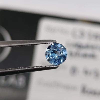 Light Blue Lab-grown Spinel of 0.41ct - round cut -