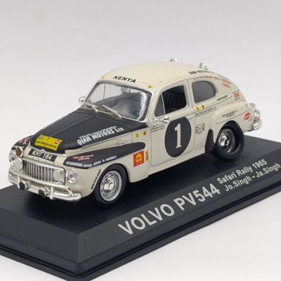 Volvo PV544 die-cast rally model car - scale 1/43 - Jo. Singh - Ja. Singh