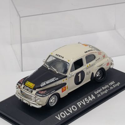 Volvo PV544 die-cast rally model car - scale 1/43 - Jo. Singh - Ja. Singh