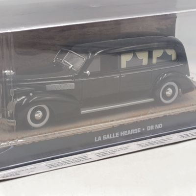 James Bond 007 La Salle Hearse - Dr No