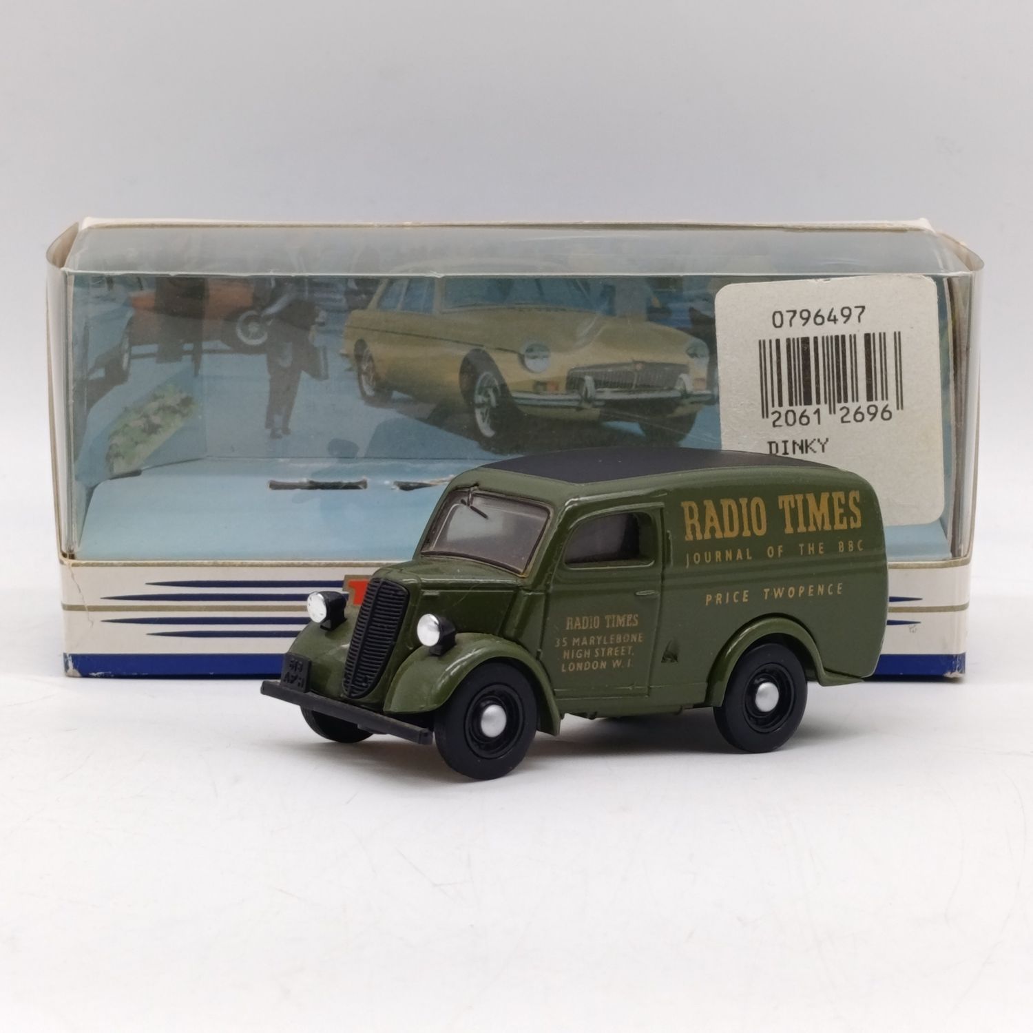 Vintage 1950 Ford E83W 10 CWT Van Matchbox Dinky DY-4 die-cast model car in box
