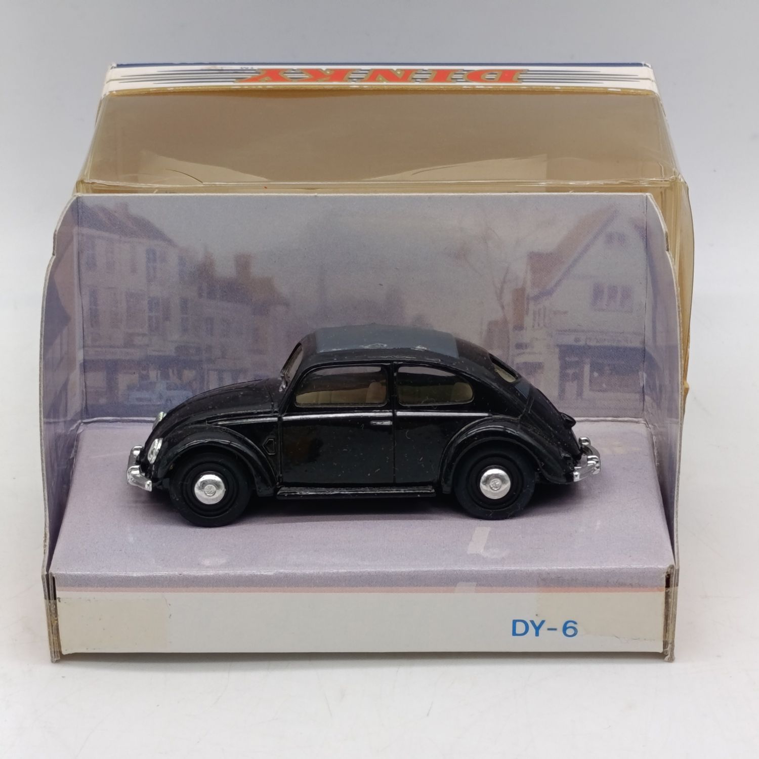Vintage 1951 Volkswagen Matchbox Dinky DY-6B die-cast model car in box