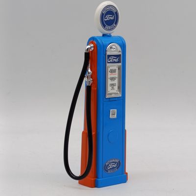 Vintage Road Signature collection die-cast model gas pump - scale 1/18
