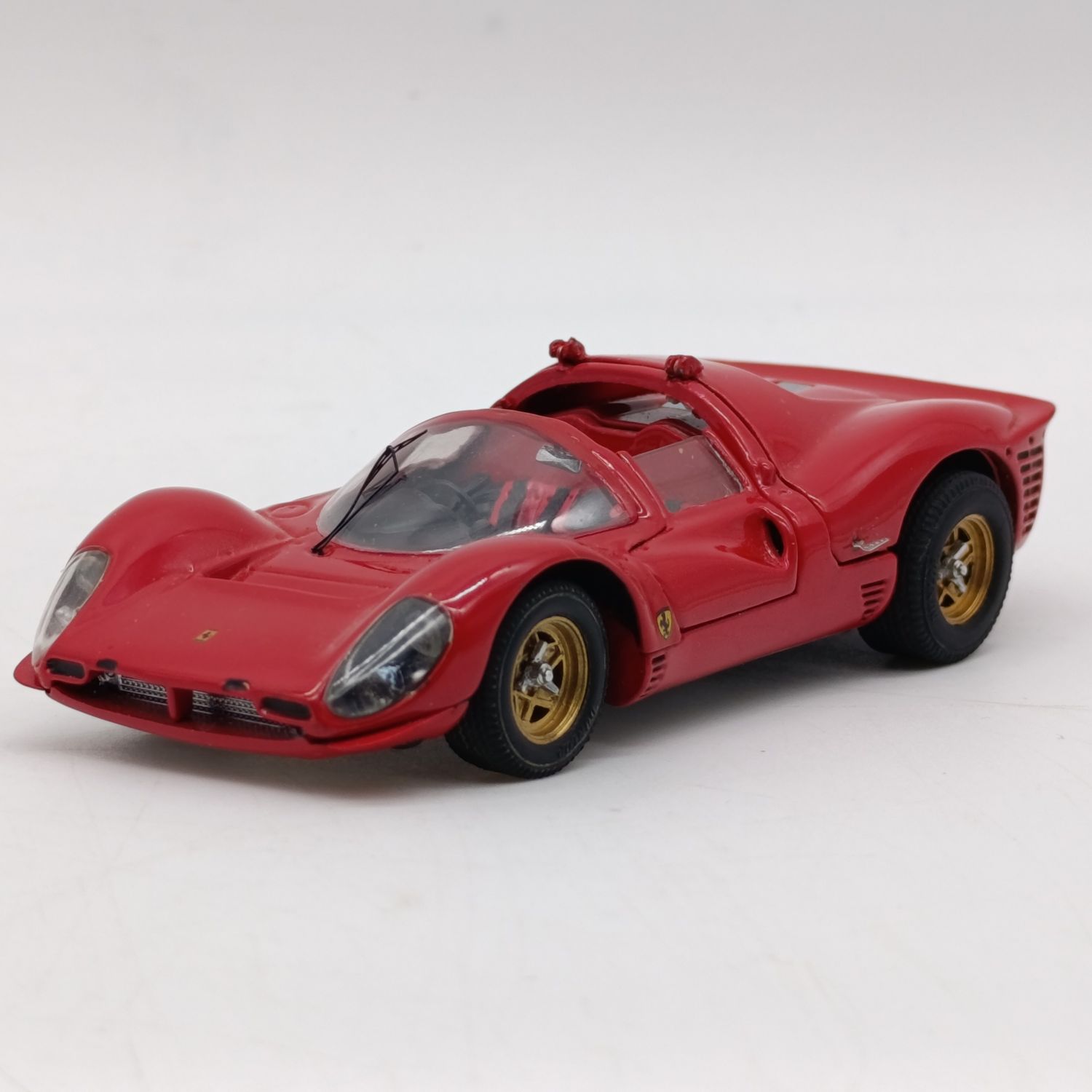 2009 Jouef Evolution Ferrari 33 P4 high-detail die-cast racing model car - scale 1/43 - left door top hinge loose
