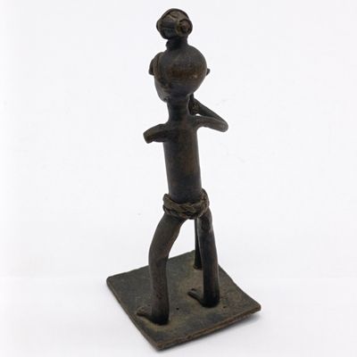 West African Lost wax bronze figurine - Ashanti gold-weight style - One-armed woman early 1900's