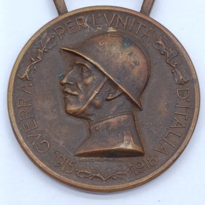 Italian WW1 Commemorative campaign medal
