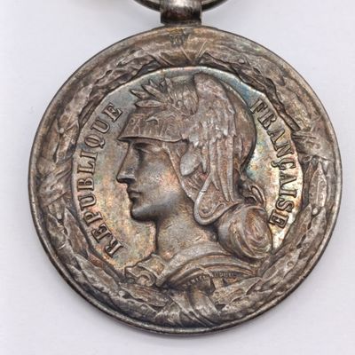 French 19th Century Tonkin Expedition commemorative medal - silver with Tonkin battle clasp