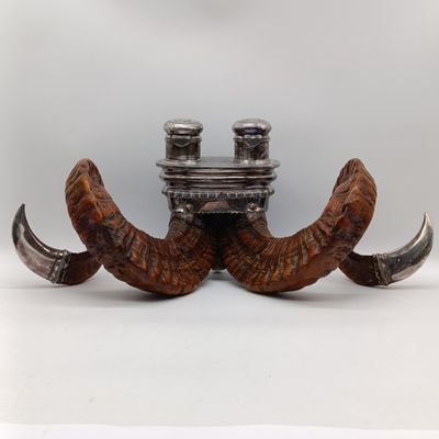 Double Ink stand trophy - 1892 first prize for tent pegging to Sergeant Major Morton F.V.A. (Falkirk volunteer Highlander) - Rams horn and silver plate - Absolutely stunning