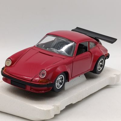 Bburago Porsche 911 S die-cast model car in box - scale 1/24