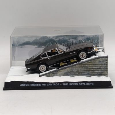 Aston martin V8 Vantage model car - The Living Daylights - James Bond 007 collection - scale 1/43