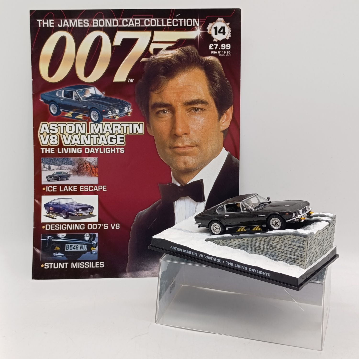 Aston martin V8 Vantage model car - The Living Daylights - James Bond 007 collection - scale 1/43