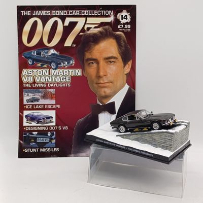 Aston martin V8 Vantage model car - The Living Daylights - James Bond 007 collection - scale 1/43