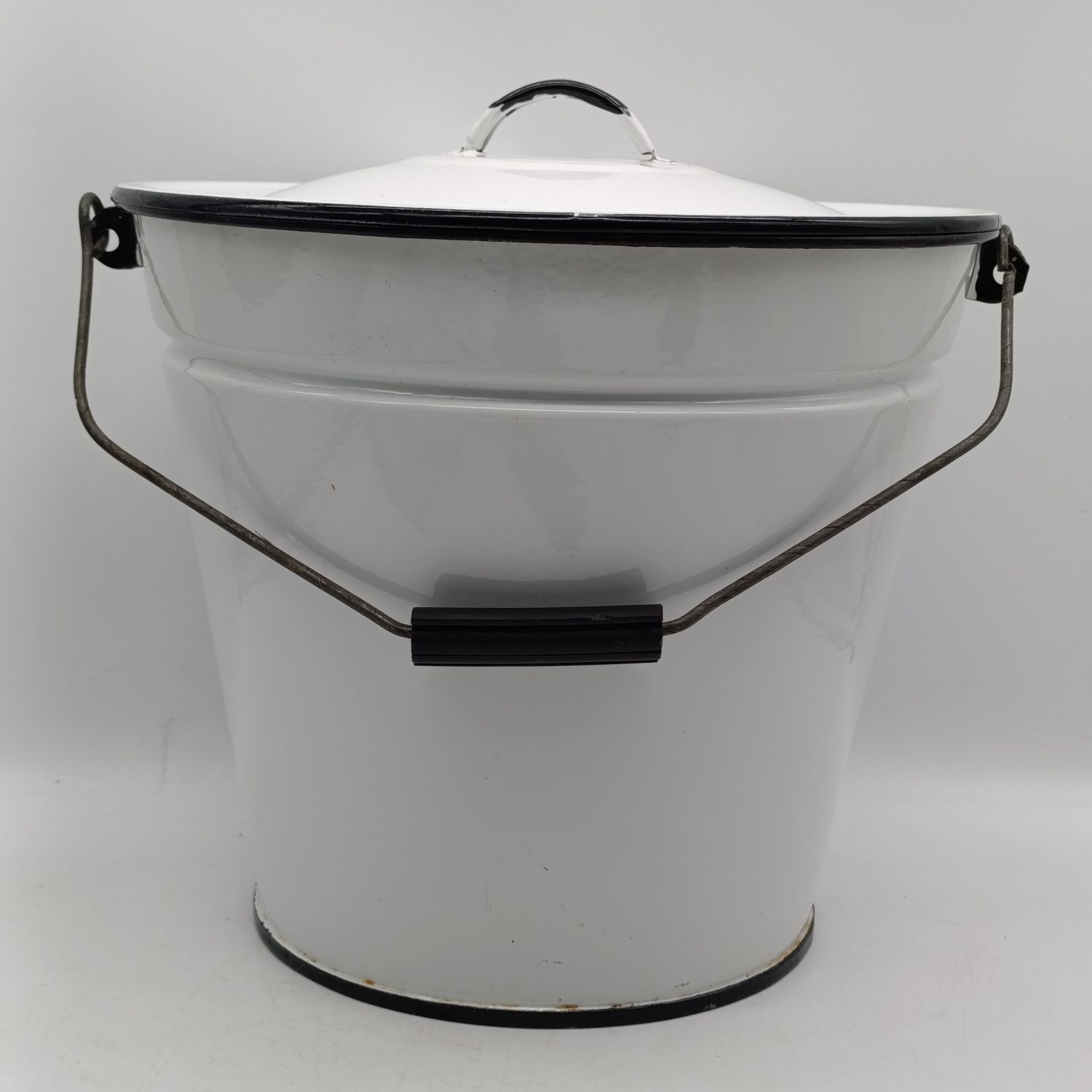 White enamel Slop bucket with lid