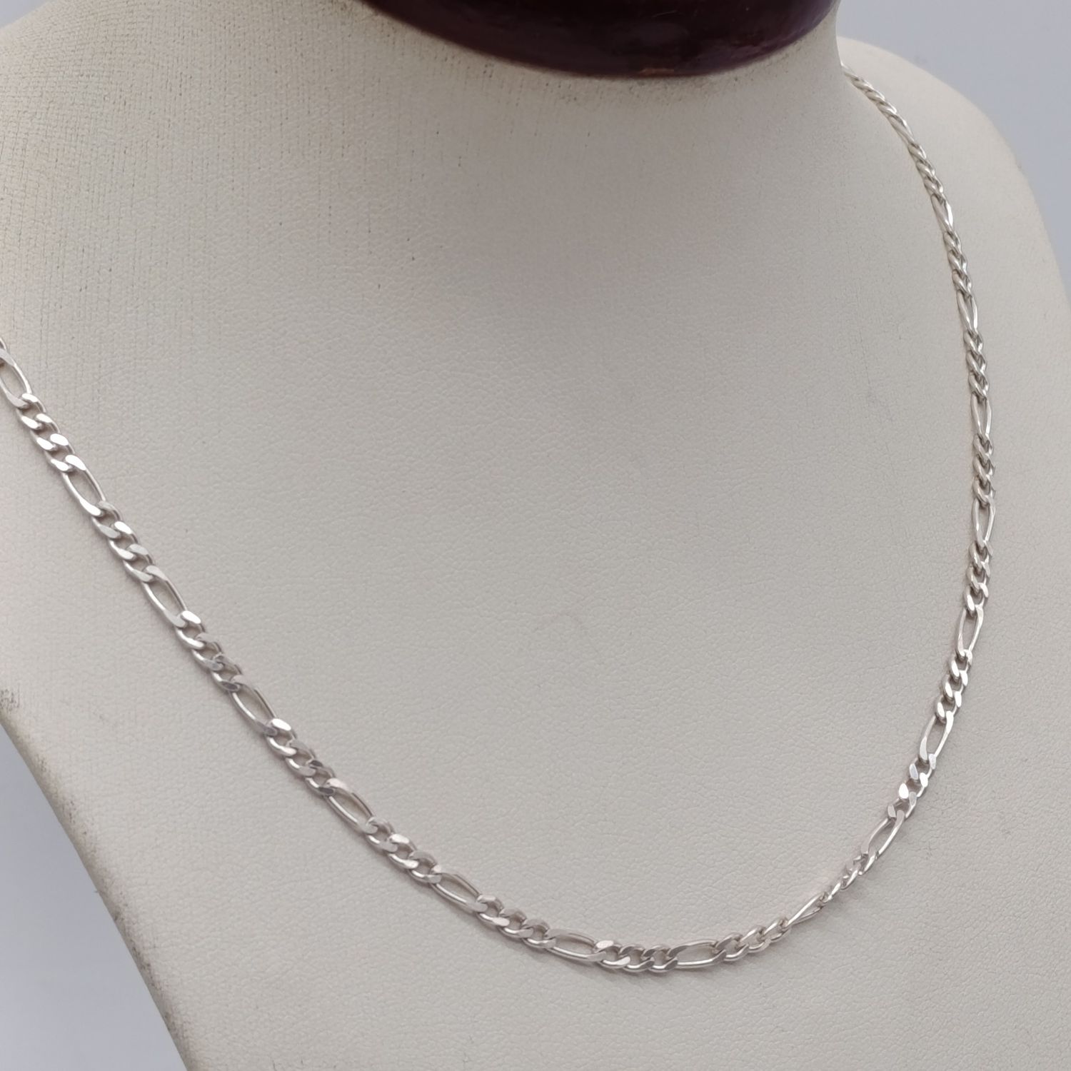 Sterling silver necklace about 56cm long and 9.2g