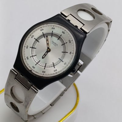 Swatch AG1999 FLATTENTION mens/womens watch - working - no battery