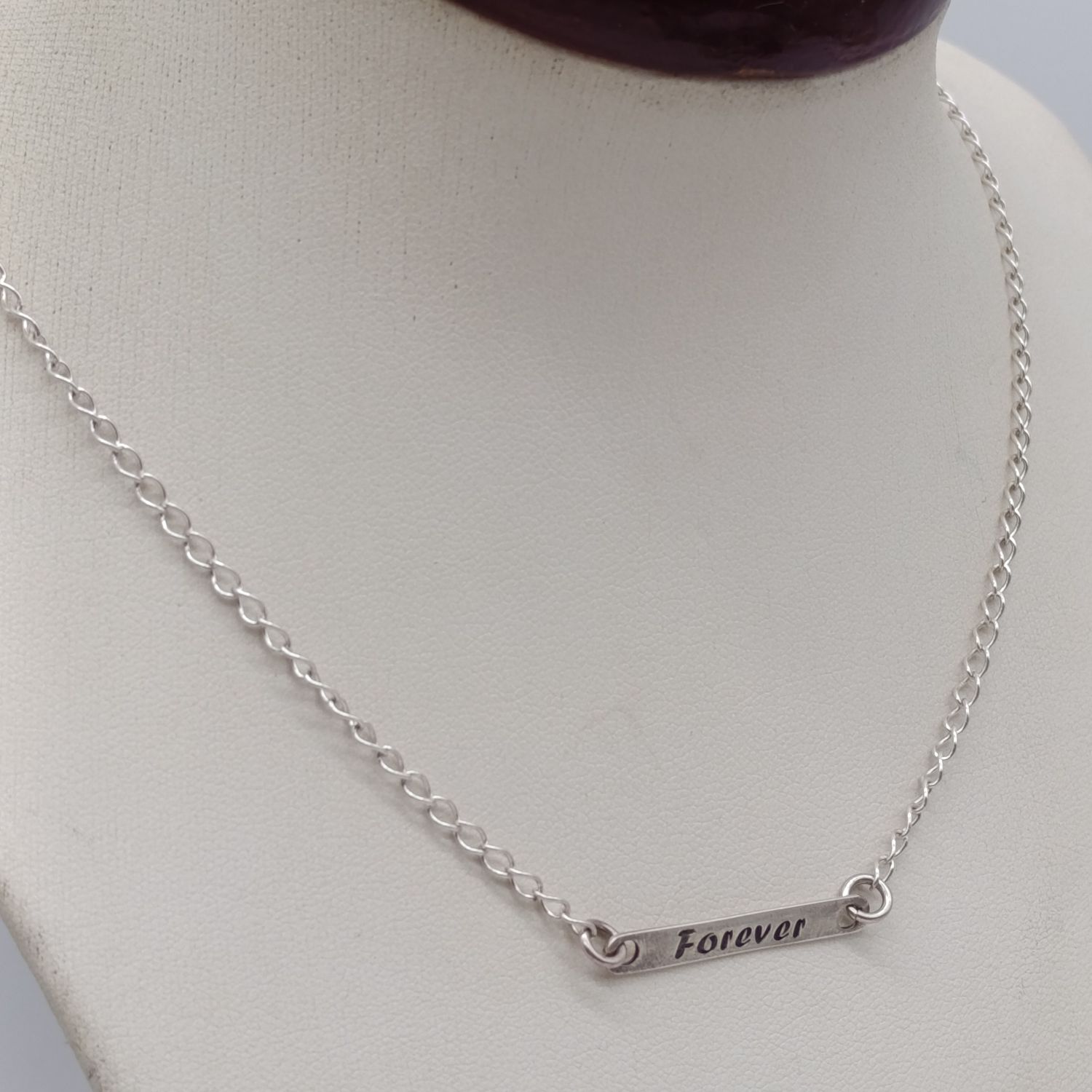 Sterling silver ID necklace inscribed 'FOREVER' - 45cm long and 3.7g