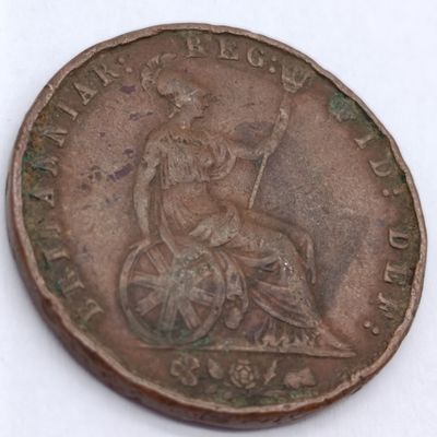 1858 Victoria Great Britain half penny