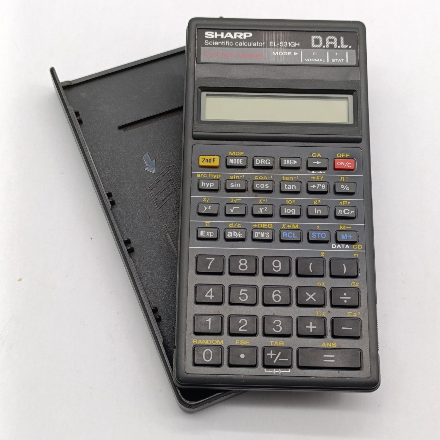 Sharp EL-531GH scientific calculator - Working