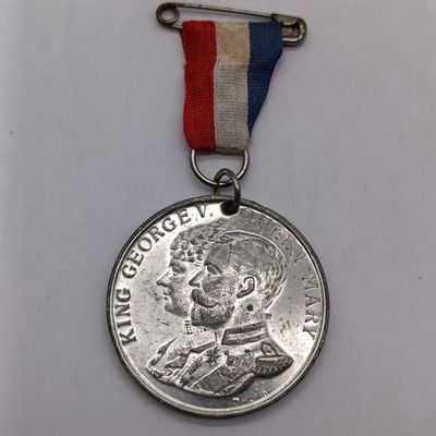 George V Jubilee medallion 1935 - Top Condition