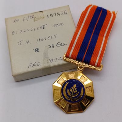 Pro Patria medal in box - fixed type - No.197836 - mid 1980's