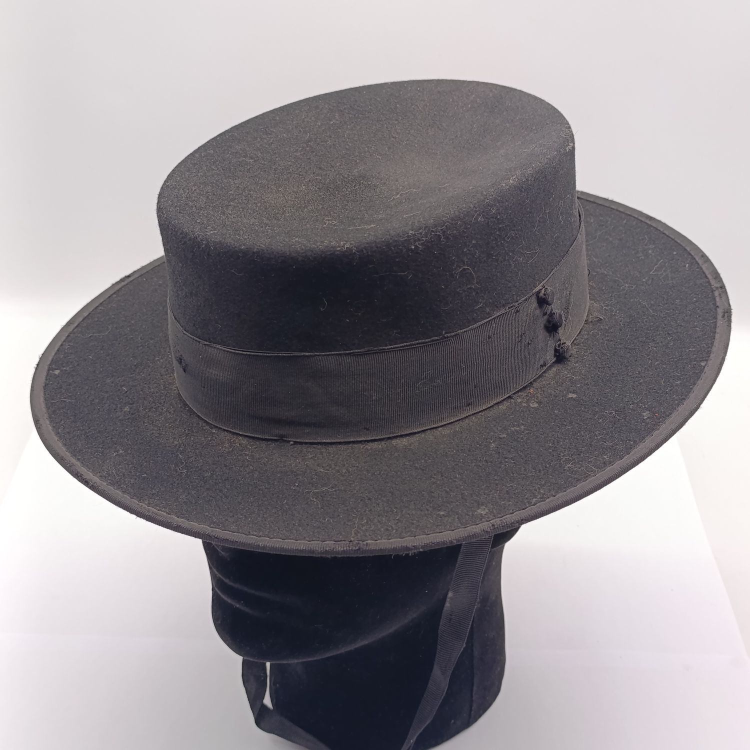 Black felt Fedora made in Portugal - small to medium