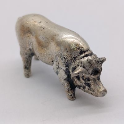 Vintage sterling silver pig figurine - weighs 25.5g