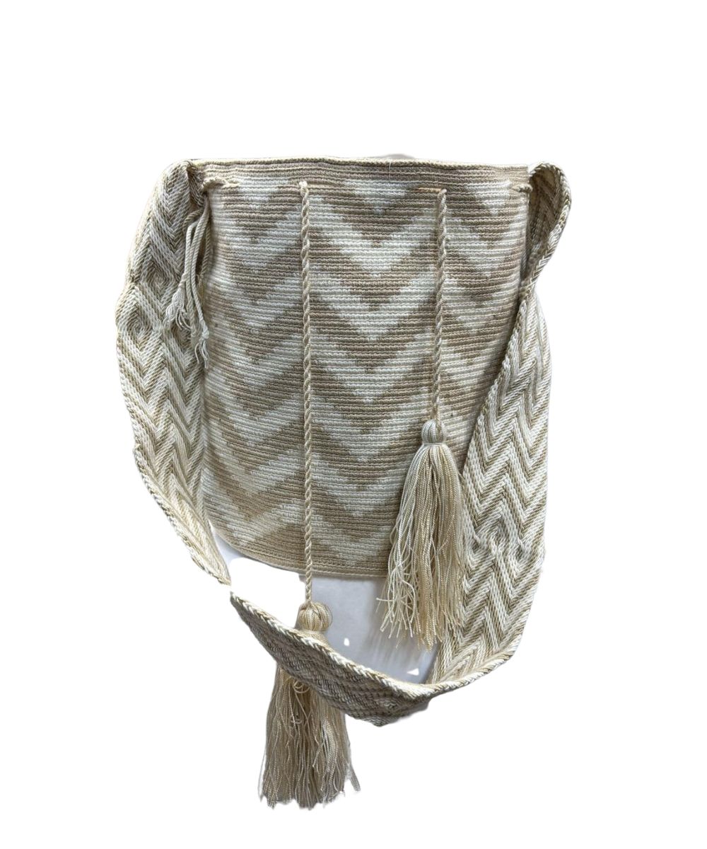 Bolso Artesanal, Modelo: Montaña