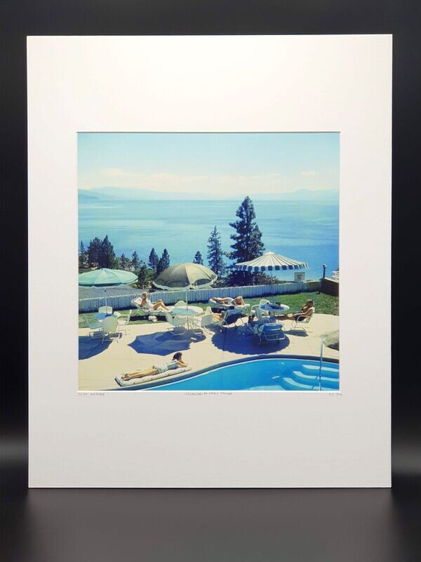 Slim AARONS, In lake Taohe.