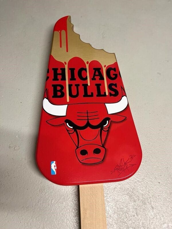 HERSK, Something to suck médium Chicago bulls