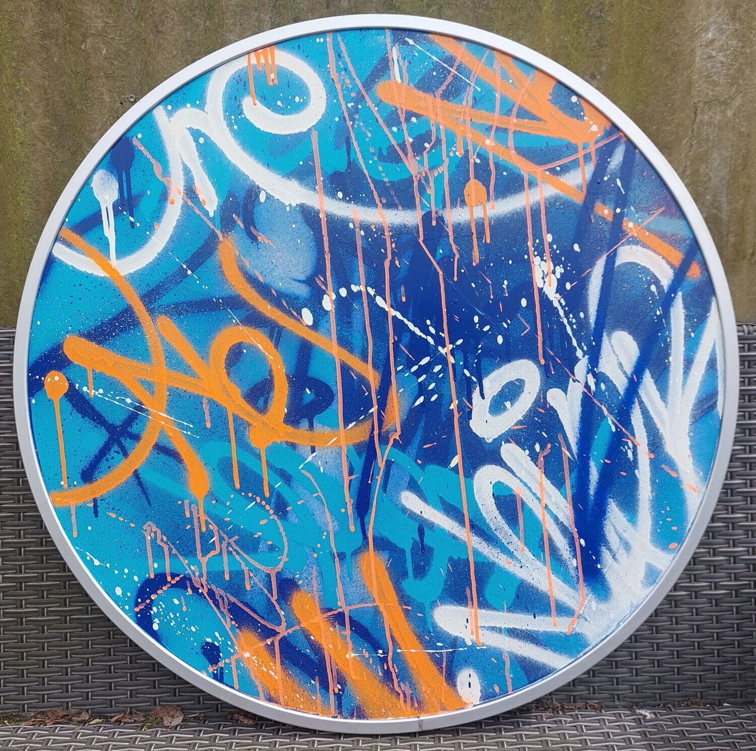 NEVER, Bleu-orange