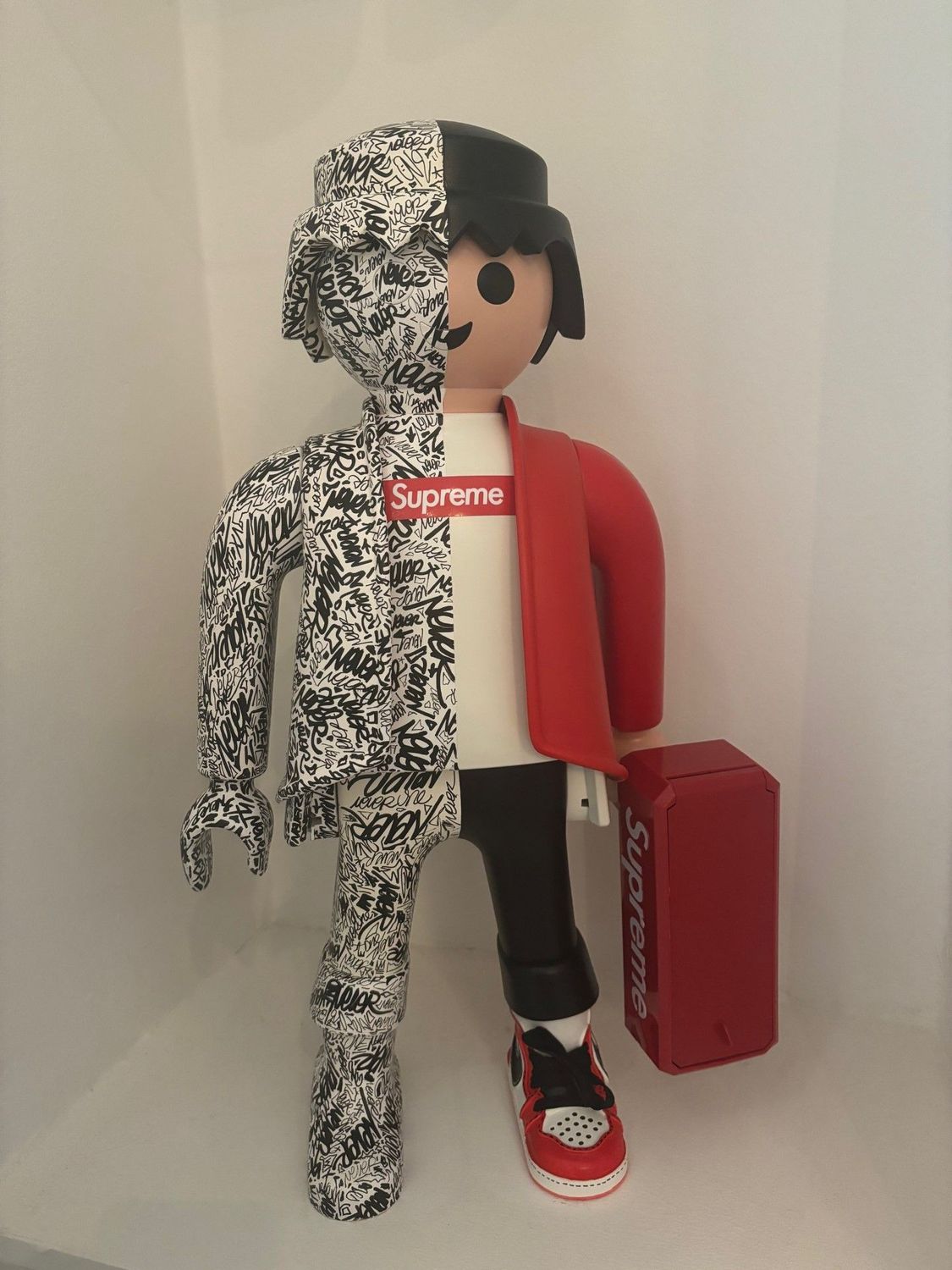 NEVER et SAWY, playmobil suprem