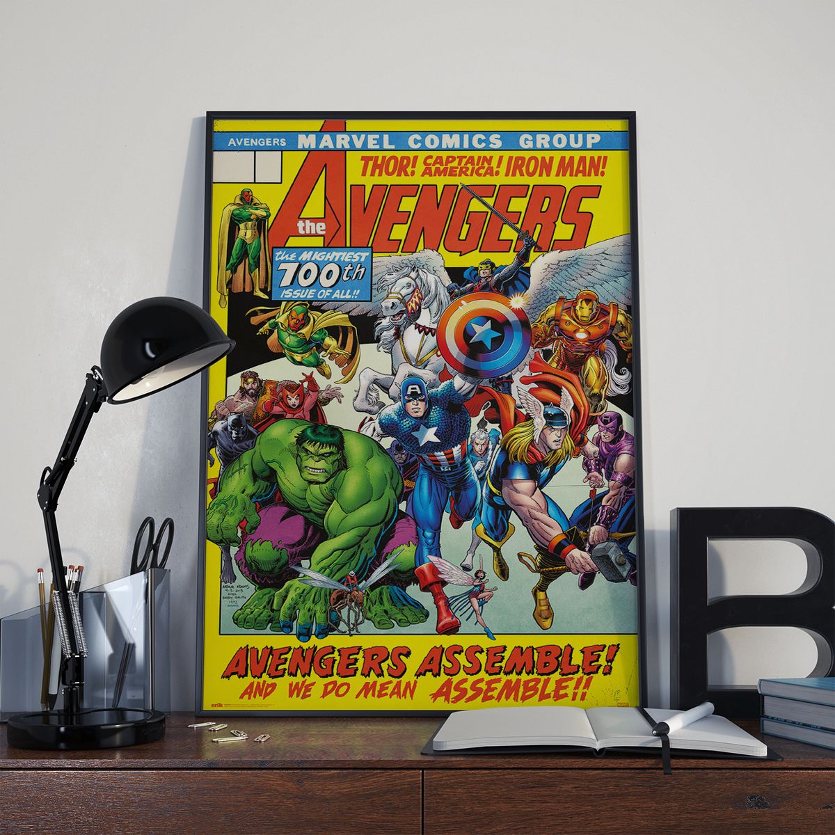 MARVEL - Avengers 100th issue
