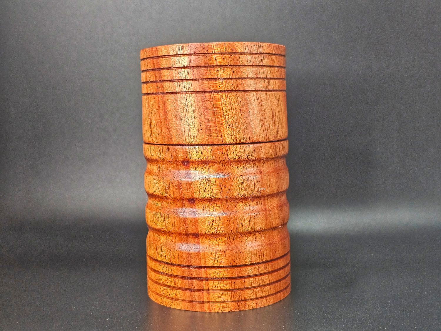 Mahagony debowler w/ lid 