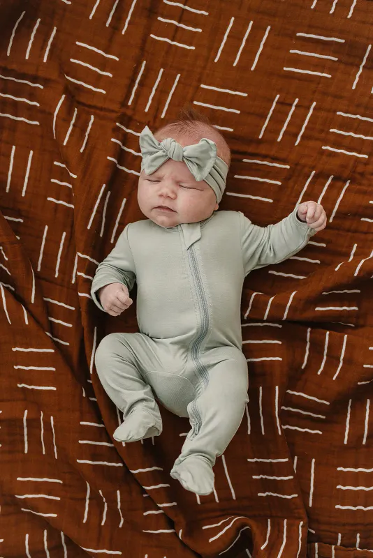 Bamboo Footed Sleeper
