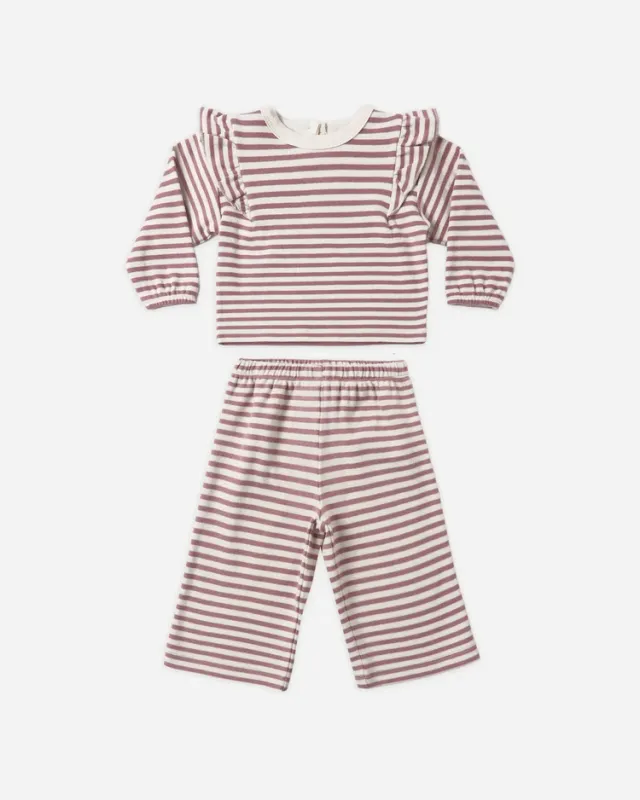 Ruffle Cozy Set