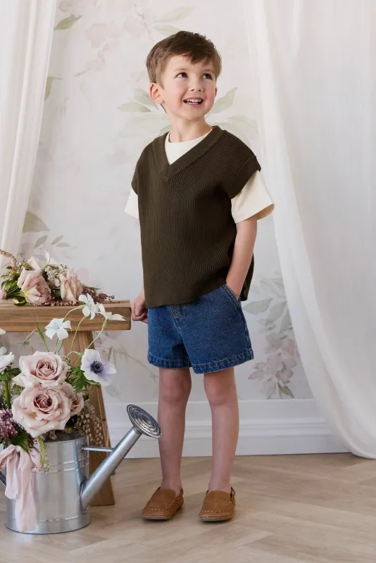 Elliot Vest