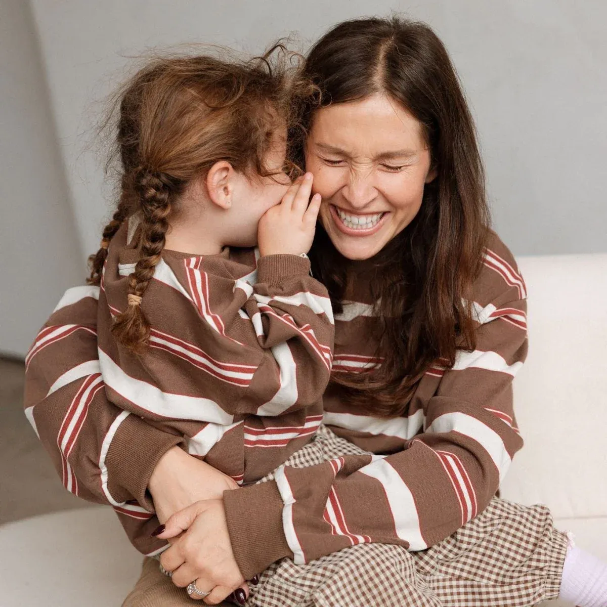 Mama Crewneck