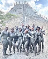 Volcán del totumo + Pasadía Hotel Coco Beach