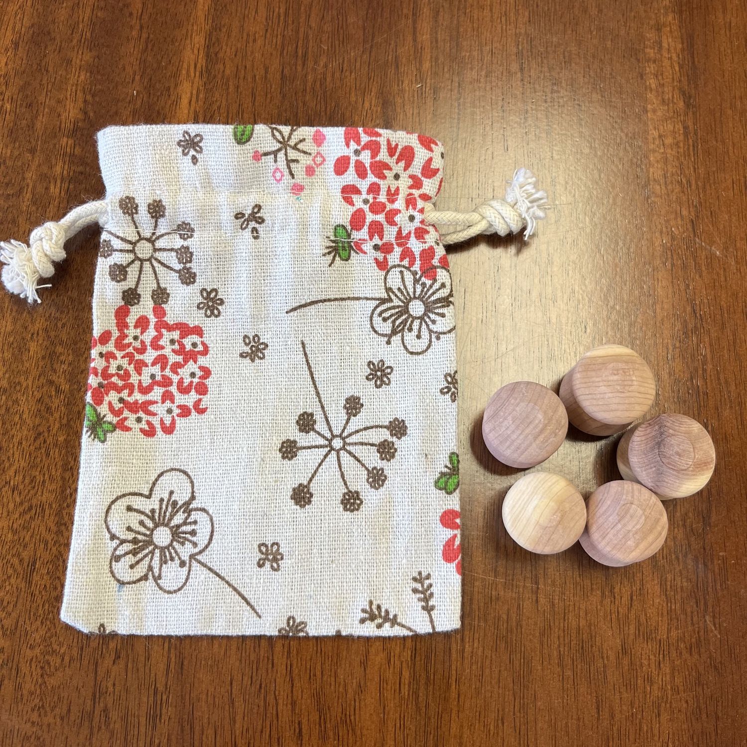 Cedar Acorn Bag