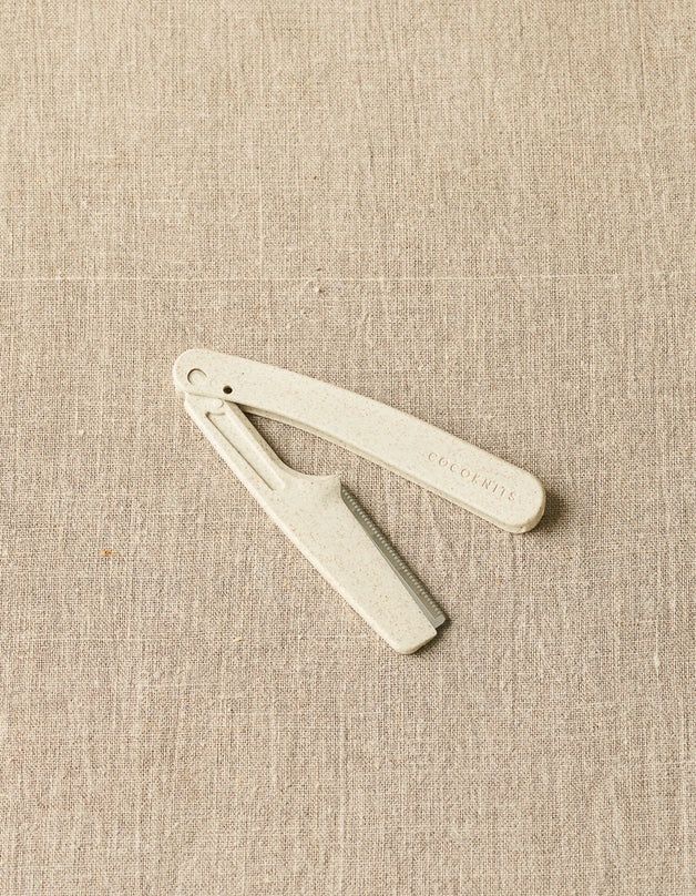 Coco Knitz Fuzz Off Comb